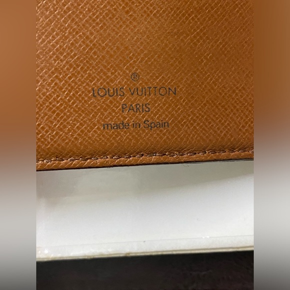 Louis Vuitton Vintahe wallet - Picture 4 of 12